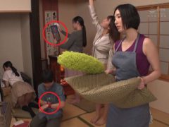 VLXX Satori Fujinami – Đồng hồ ngưng đọng thời gian và đứa cháu trai hư đốn